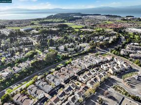 750 Summer Ln, Richmond CA 94806