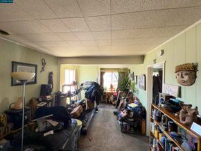 218 Macdonald Ave, Daly City CA 94014