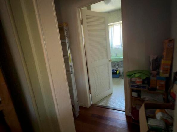 218 Macdonald Ave, Daly City CA 94014