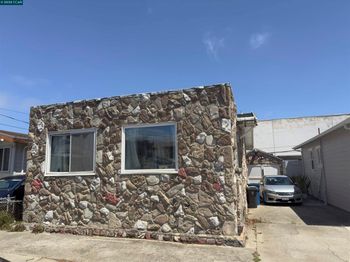 218 Macdonald Ave
