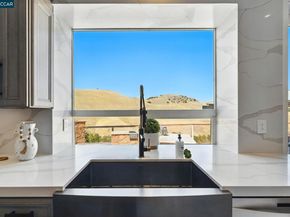 1023 Pebble Beach Dr, Clayton CA 94517