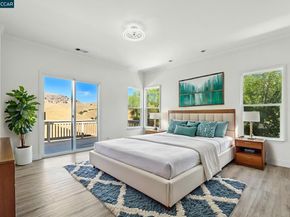 1023 Pebble Beach Dr, Clayton CA 94517