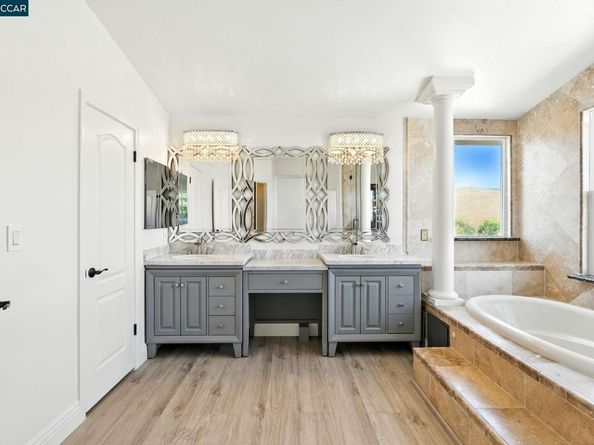 1023 Pebble Beach Dr, Clayton CA 94517