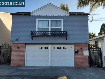1118 Dwight Way
