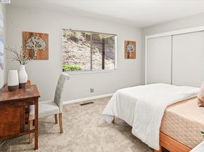 11110 Monan St, Oakland CA 94605