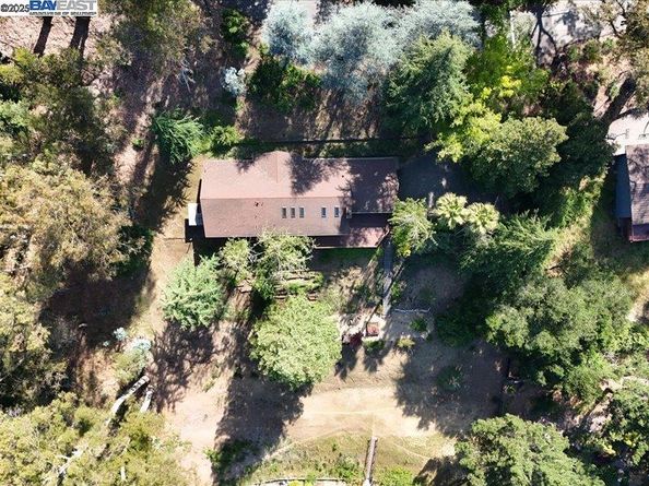 11110 Monan St, Oakland CA 94605