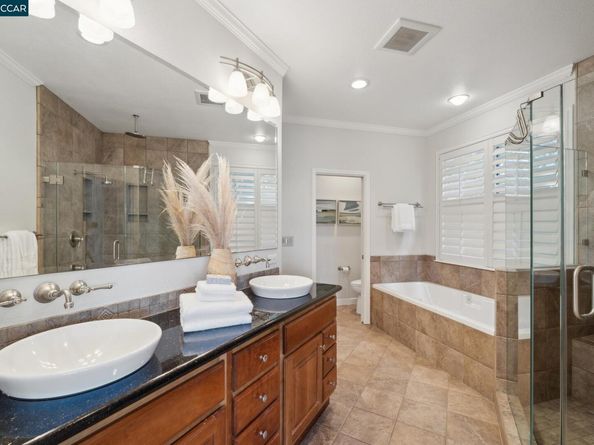 460 Silver Hollow Dr., Walnut Creek CA 94598