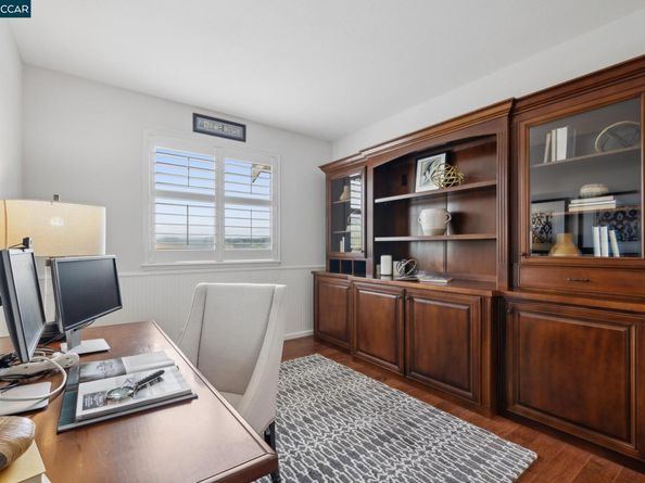 460 Silver Hollow Dr., Walnut Creek CA 94598