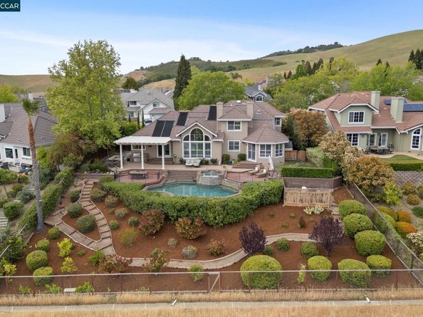 460 Silver Hollow Dr., Walnut Creek CA 94598