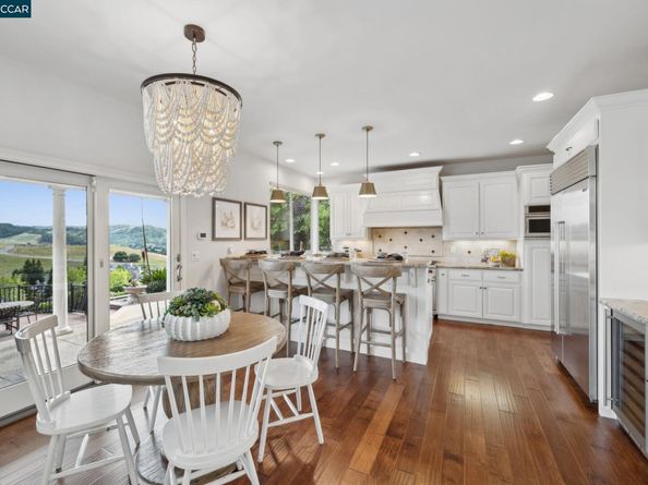 460 Silver Hollow Dr., Walnut Creek CA 94598