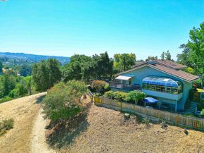 5295 Winifred Dr, Castro Valley CA 94546