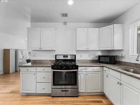 5121 Burlingame Ave, Richmond CA 94804