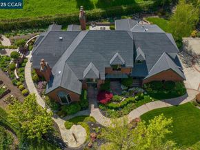 29 Brandt Dr, Moraga CA 94556