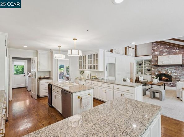 29 Brandt Dr, Moraga CA 94556
