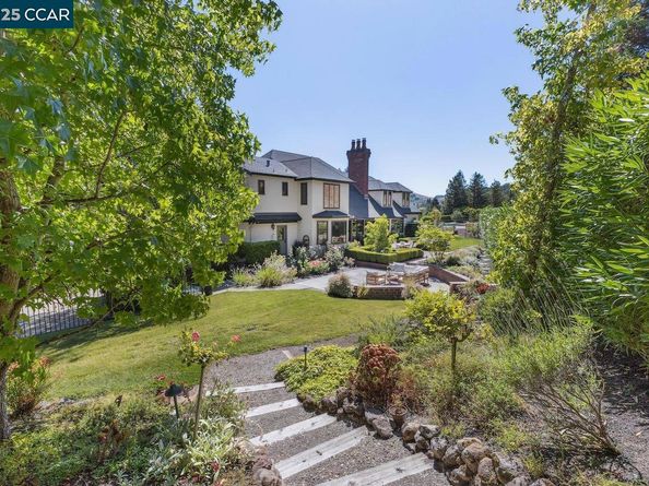 29 Brandt Dr, Moraga CA 94556