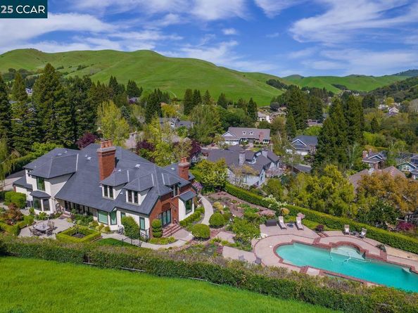 29 Brandt Dr, Moraga CA 94556