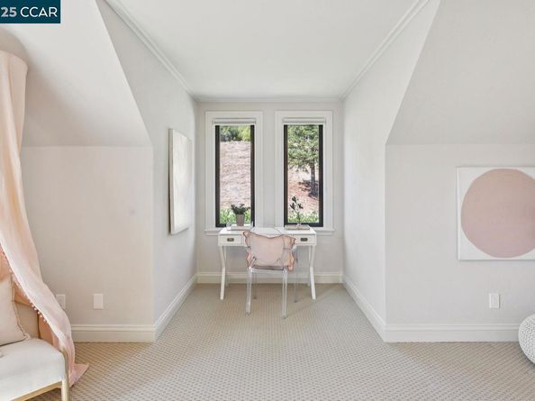 29 Brandt Dr, Moraga CA 94556