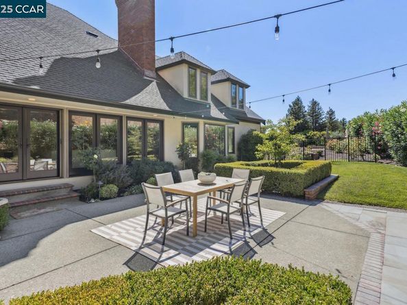 29 Brandt Dr, Moraga CA 94556
