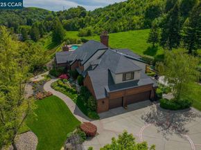 29 Brandt Dr, Moraga CA 94556