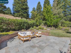 29 Brandt Dr, Moraga CA 94556