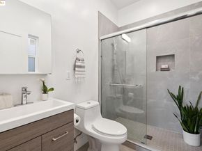 864 Arlington Ave, Oakland CA 94608