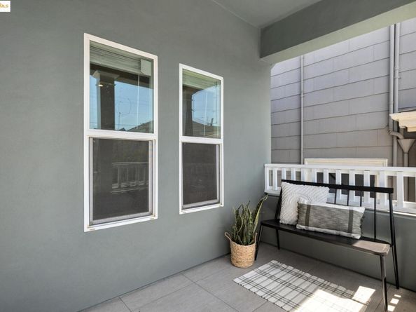 864 Arlington Ave, Oakland CA 94608