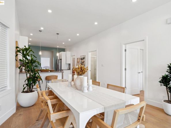 864 Arlington Ave, Oakland CA 94608