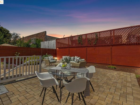 864 Arlington Ave, Oakland CA 94608