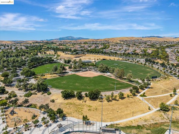2843 Alliston Loop, Dublin CA 94568