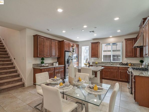 2843 Alliston Loop, Dublin CA 94568