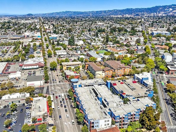 1121 40Th St 1401, Emeryville CA 94608