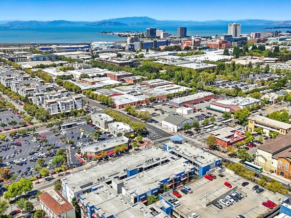 1121 40Th St 1401, Emeryville CA 94608