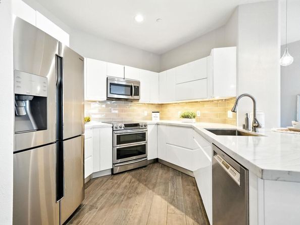 1121 40Th St 1401, Emeryville CA 94608
