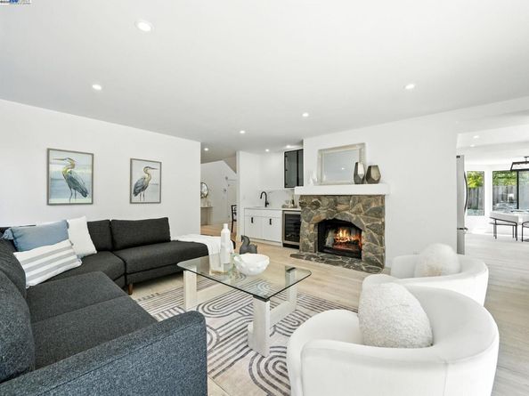 5995 Via Del Cielo, Pleasanton CA 94566