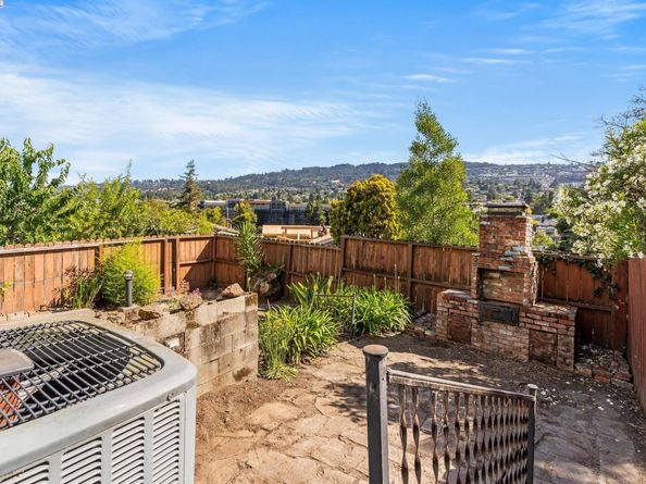 4616 Meldon Ave, Oakland CA 94619