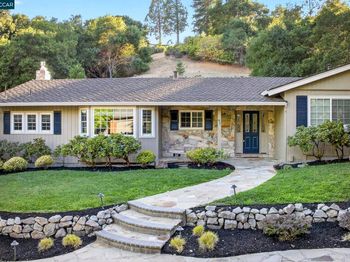 67 Lynwood Pl