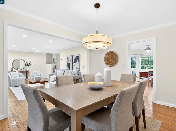 67 Lynwood Pl, Moraga CA 94556