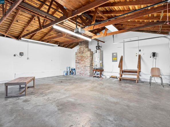 67 Lynwood Pl, Moraga CA 94556