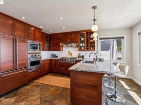 2120 Braemar Rd, Oakland CA 94602
