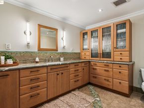 2120 Braemar Rd, Oakland CA 94602
