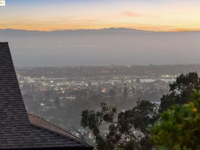 2120 Braemar Rd, Oakland CA 94602