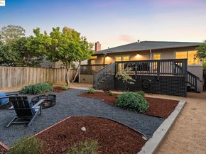 2120 Braemar Rd, Oakland CA 94602