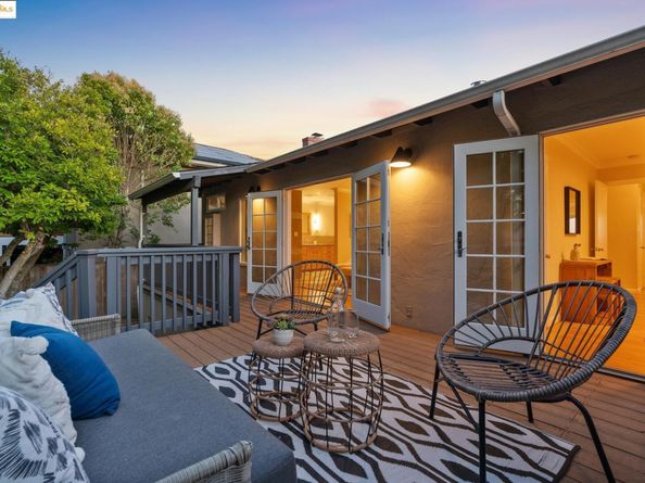 2120 Braemar Rd, Oakland CA 94602