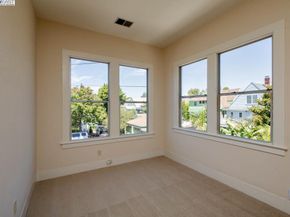 920 Centennial Ave, Alameda CA 94501