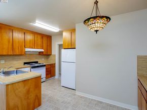 920 Centennial Ave, Alameda CA 94501