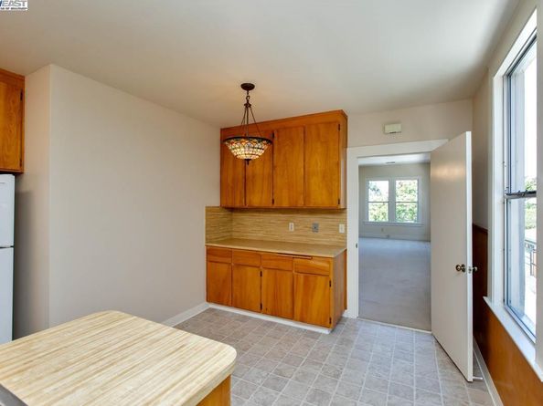 920 Centennial Ave, Alameda CA 94501