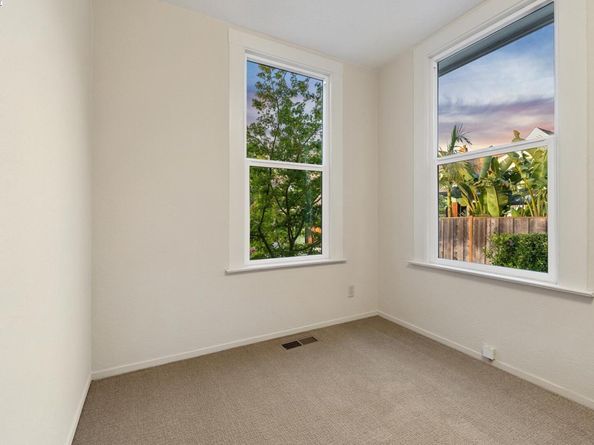 920 Centennial Ave, Alameda CA 94501