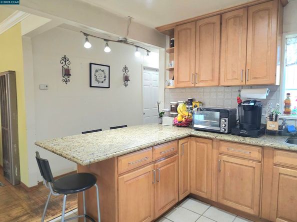 1527 24Th St, Richmond CA 94806