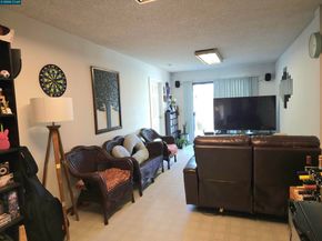 1527 24Th St, Richmond CA 94806