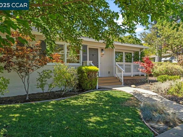 41 Iris Ln, Walnut Creek CA 94595